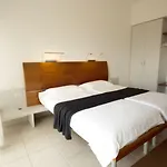 阿普罗多酒店