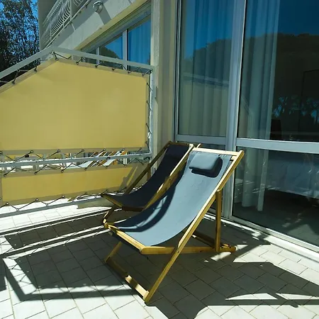 L'approdo Hotell 3*