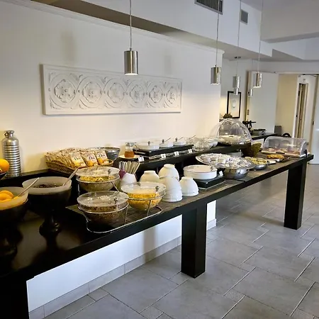 L'approdo Hotell 3*