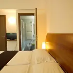 L'approdo מלון ראפאלו