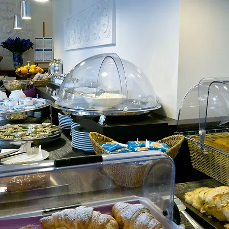 L'approdo Hotell 3*
