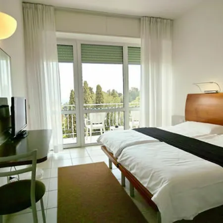 Hotel L'approdo 3*